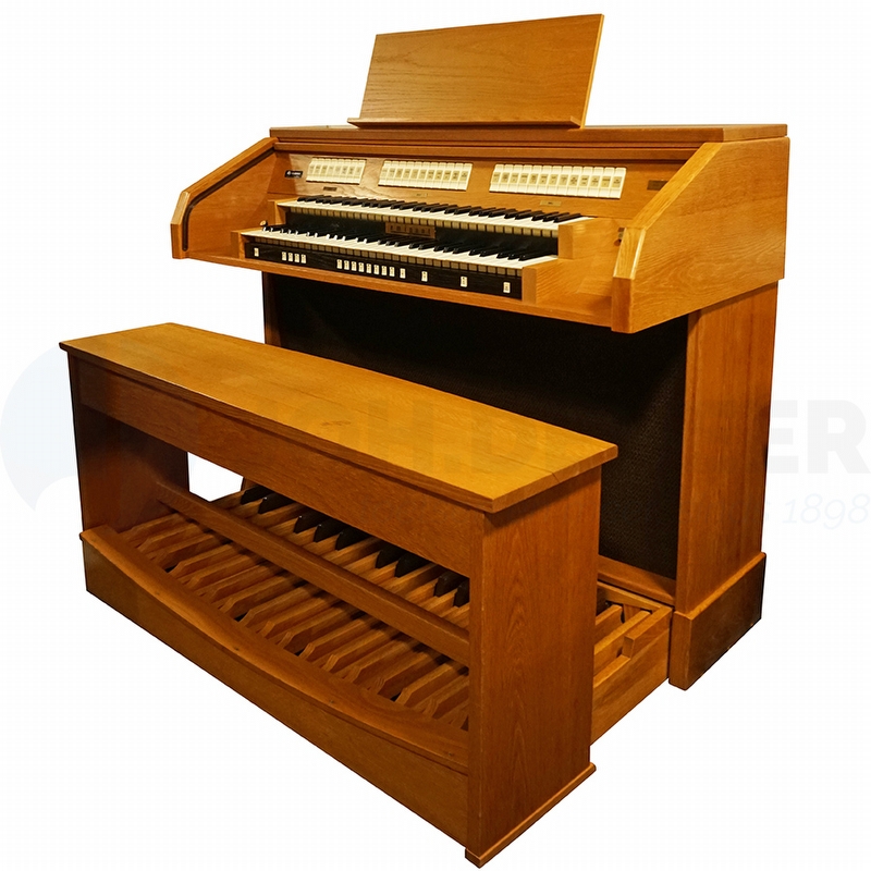 Eminent DCS325 Organ - Used