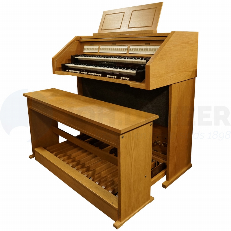 Johannus Opus 20 Used Organ - Light Oak 