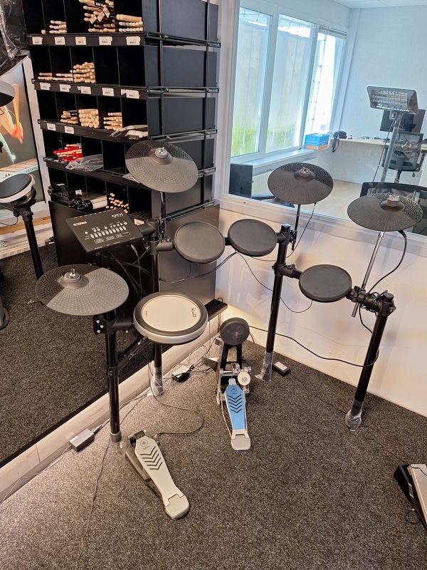 Yamaha DTX482K digitaal drumstel demo model